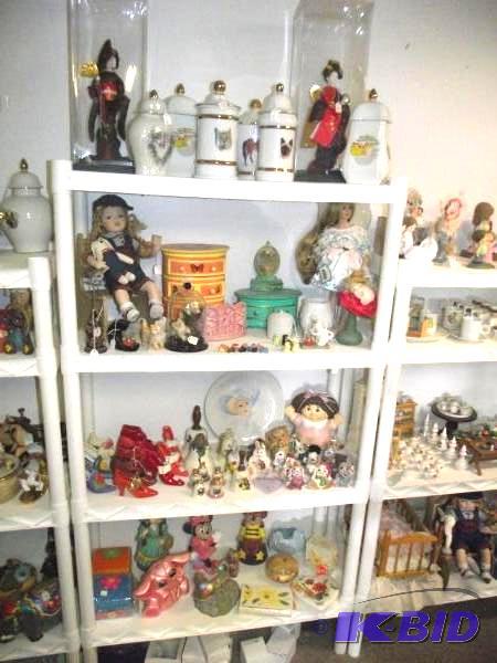 Large Quantity Of GiftDisplay Pieces   This ...
