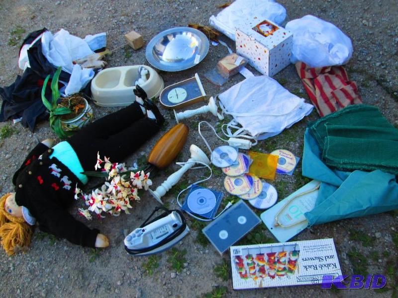 huge lot of household dcor, mats, placemats, ...