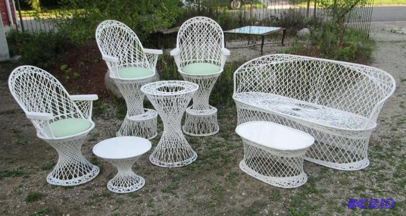 Set Of White Woven Fibergl Patio Furniture White Woven Fibergl Patio Furniture