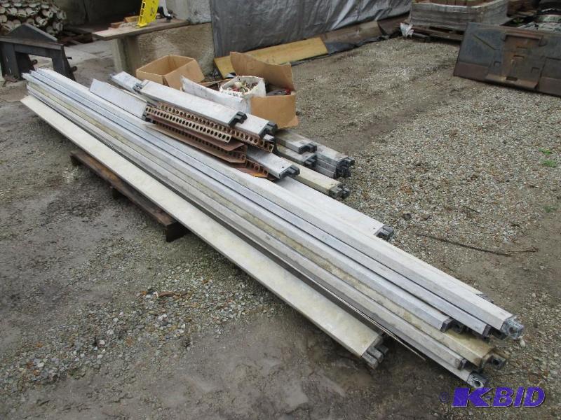 lot 101 image: Bundle EZ Footing cement form pieces with all...