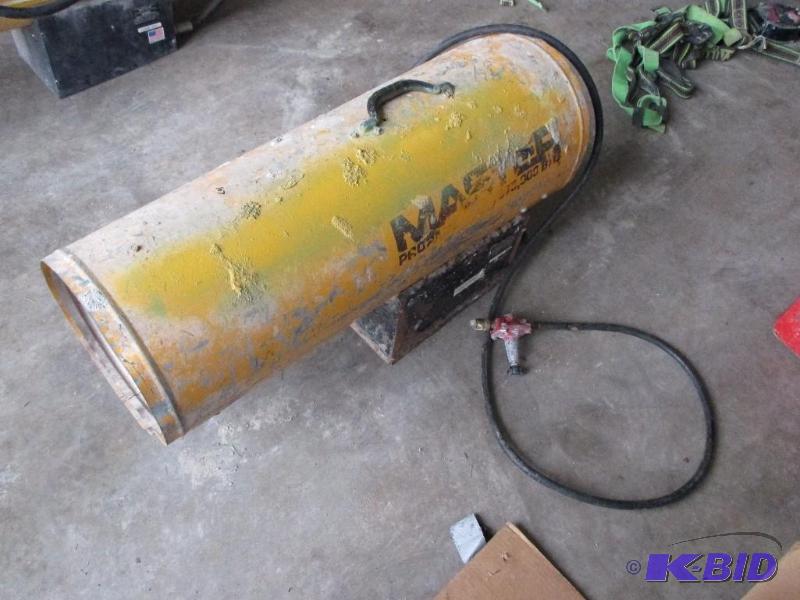 lot 107 image: Master Propane heater, BLP375A1, parts unit...