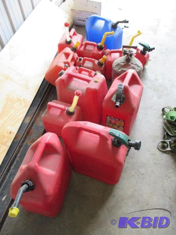 lot 110 image: Large lot of misc gas cans...