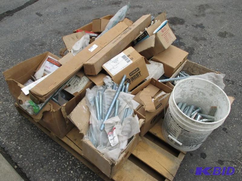 lot 121 image: pallet of misc concrete anchorsdrill bitsfa...