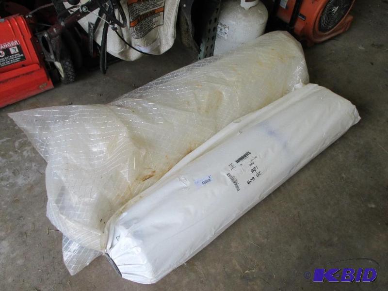 lot 127 image: 2 rolls of reinforced plastic...