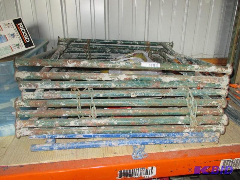 lot 154 image: pile of mudboard stands...