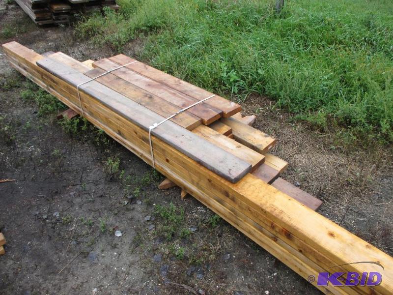 lot 35 image: Bundle of used 2 x 6s...