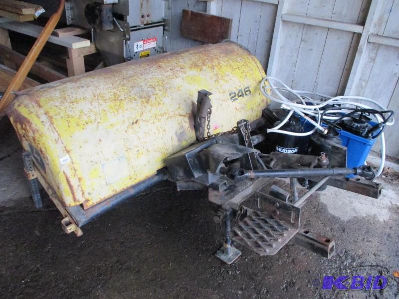 lot 43 image: John Deere 246 sweeper, was used on the F935,...