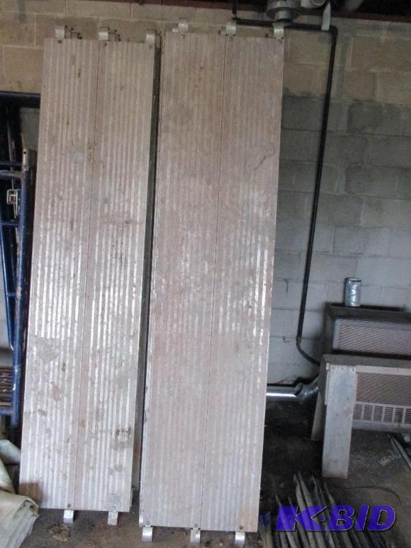 lot 85 image: All aluminum scaffolding Plank...