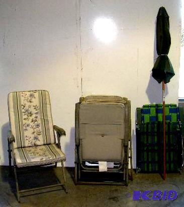 lot 192 image: Outdoor Furniture Lot  Lot of 6 Matching Outd...