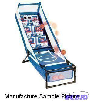 lot 68 image: Shoot and Score Basketball - As Seen on TV - ...