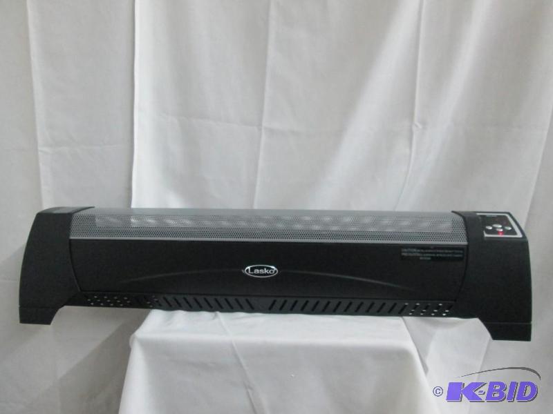 lot 12 image: Lasko 1500 Watt Silent Room Heater