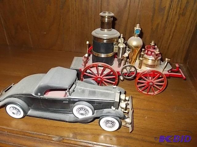 lot 41 image: 2-Old Radios - Windsor Car, Mississippi Steam...
