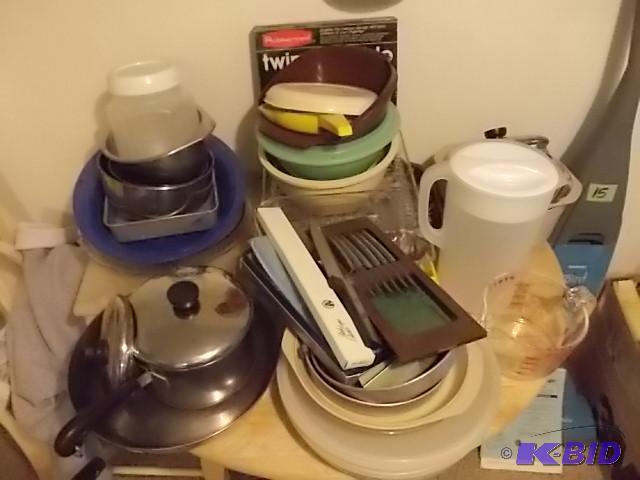 lot 55 image: Large&nbspLot Of Cookware, Microwave Cookwar...