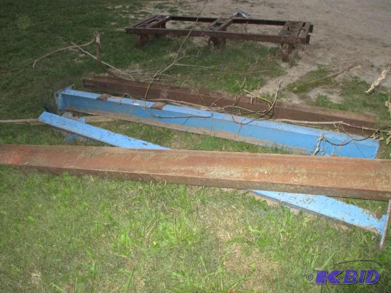 4 8 long I beams...