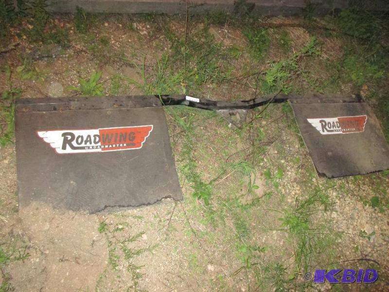 Reciever hitch mounted rock shield for traile...