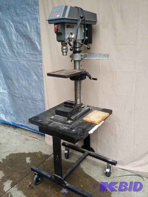 lot 3 image: Skil 13" Drill press 5 speed Model #HD35...