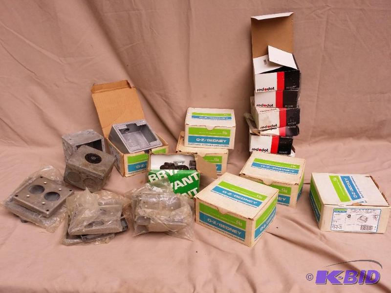 lot 33 image: Box of Electrical parts...
