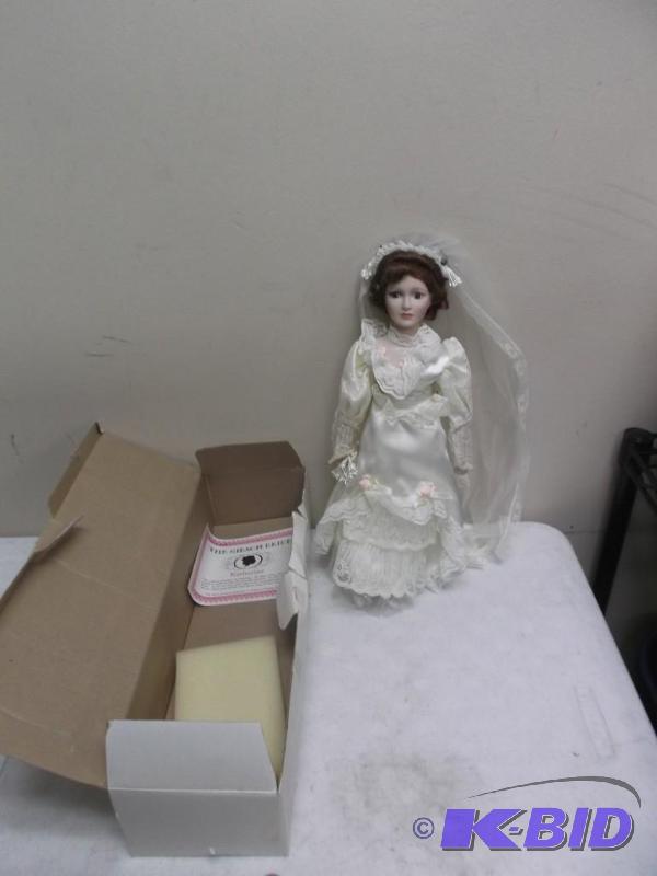 lot 106 image: Katherine The Gibson Bride Porcelain Doll...