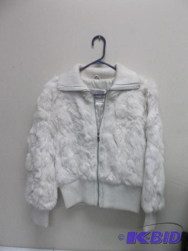 lot 110 image: Wilson Leather Maxima Rabbit FUR Coat Jacket ...