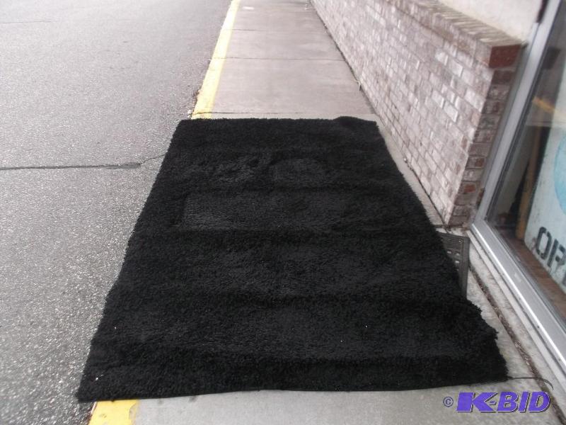 lot 112 image: Large Black Shag Style &nbspRug - Used, Need...