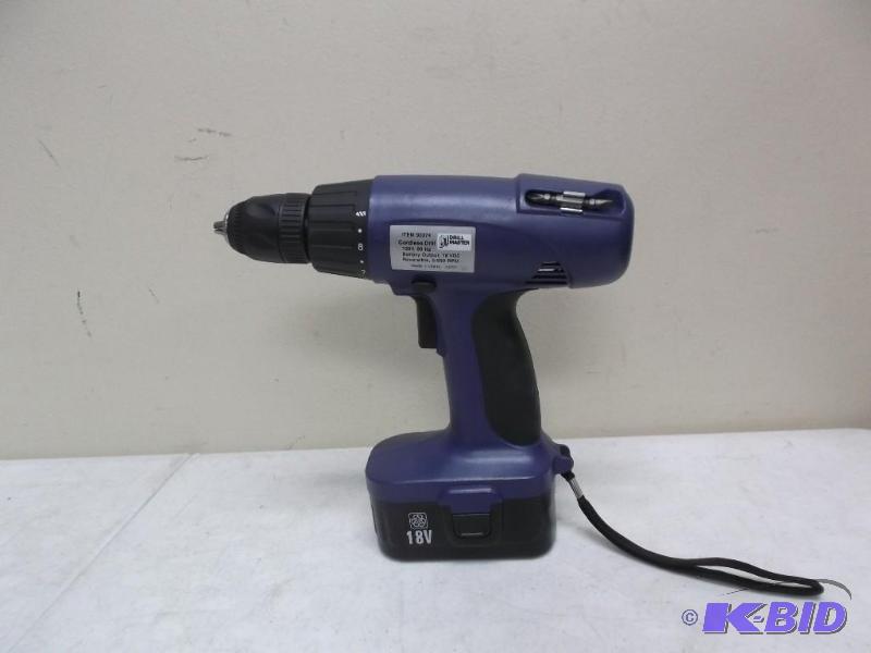 lot 157 image: Cordless Power Drill - Comes With Charger...