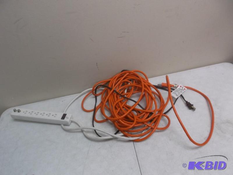 lot 159 image: Two Extension Cords And Power Pad...