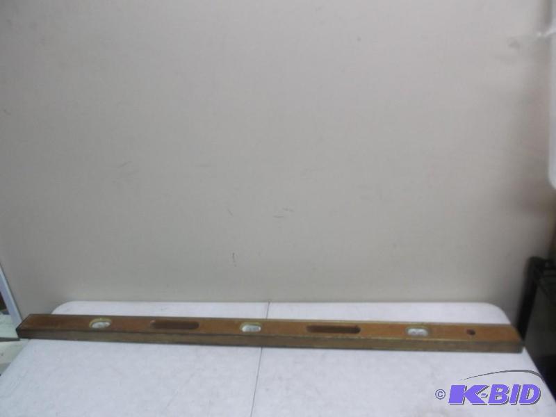 lot 178 image: Vintage Wood Level - Stanley No.2513HB - Used...