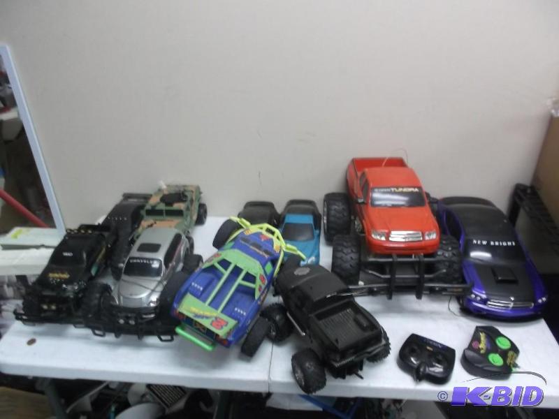 lot 179 image: Lot of Used RC Cars And Trucks, Untested, Mos...