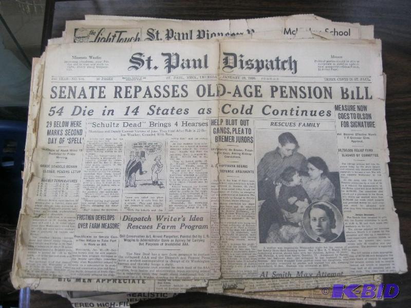 lot 186 image: Vintage St Paul Dispatch Newspapers, Show Wea...