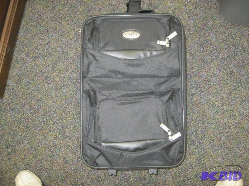 lot 25 image: Overland 20" Luggage Suit Case Bag Rolli...