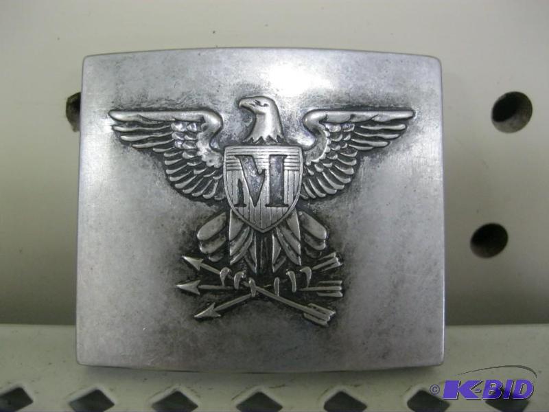 lot 46 image: Metal Eagle Belt Buckle...