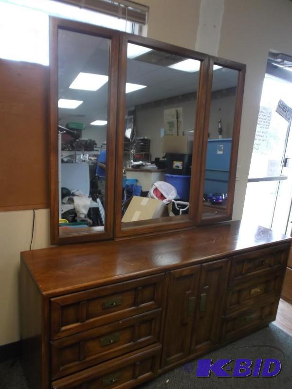 lot 7 image: Dresser With Mirror - Used, Shows Wear, Has M...