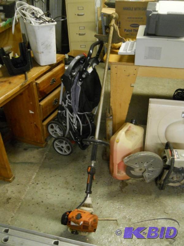 lot 14 image: Stihl Weed Whip