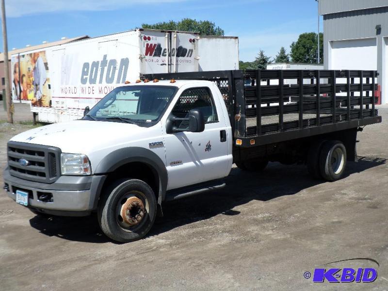 lot 1 image: NO RESERVE 2005 Ford F.450 Super Duty, Autom...