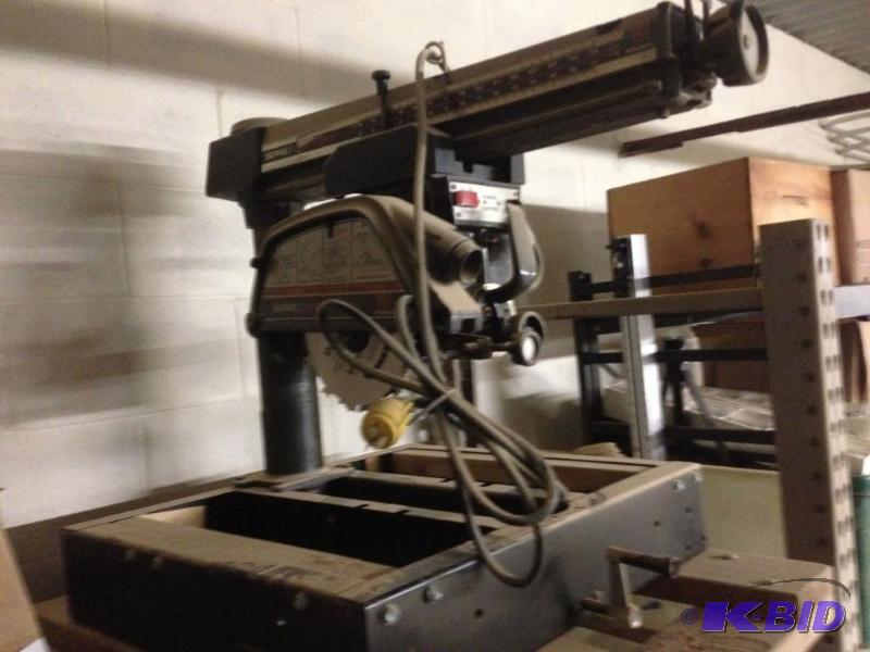 lot 25 image: Craftsman Radial Arm Saw