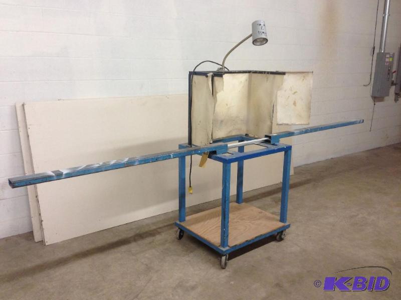 lot 7 image: Mitre Saw Stand