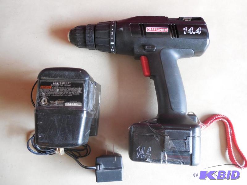 Sears Craftsman Cordless Drill 14.4v with Extra Battery & Charging Dock