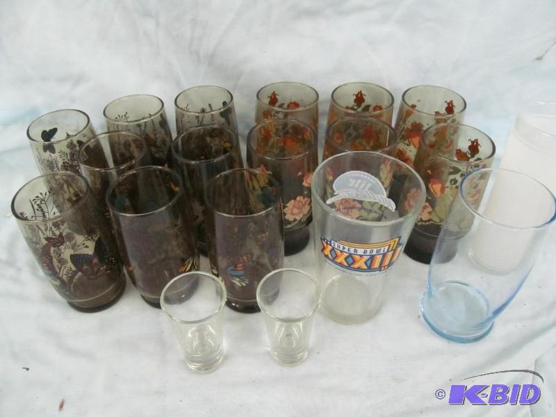 lot 101 image: Glasses