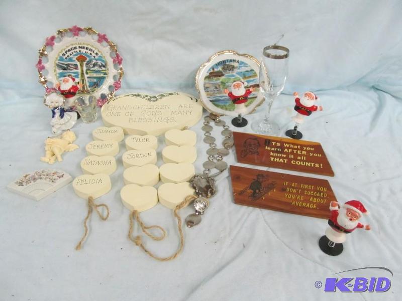 lot 131 image: Decor