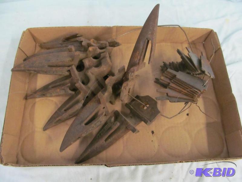lot 145 image: Blade