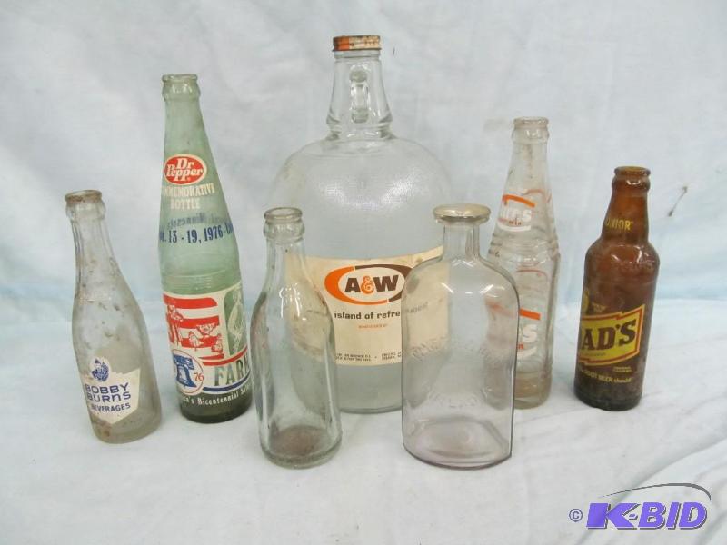 lot 170 image: Bottle