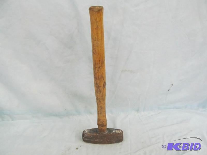 lot 175 image: Tool