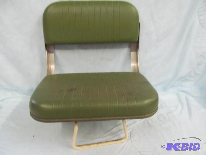 lot 201 image: Seat
