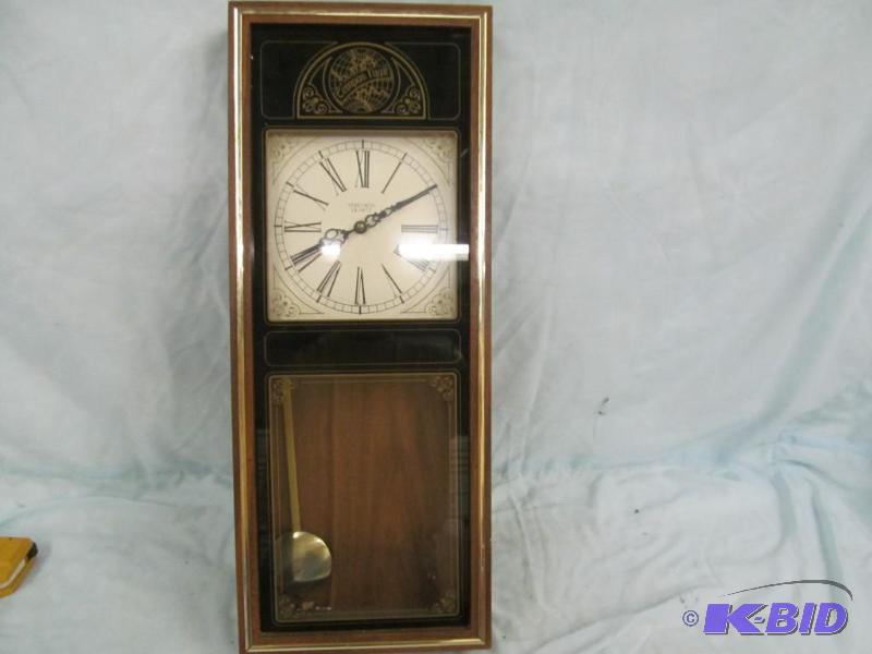 lot 202 image: Clock