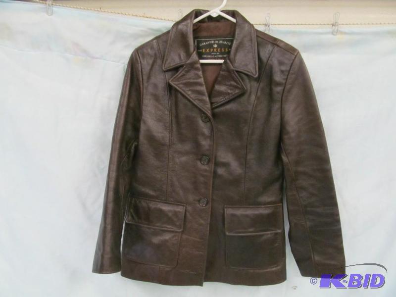 lot 218 image: Jacket