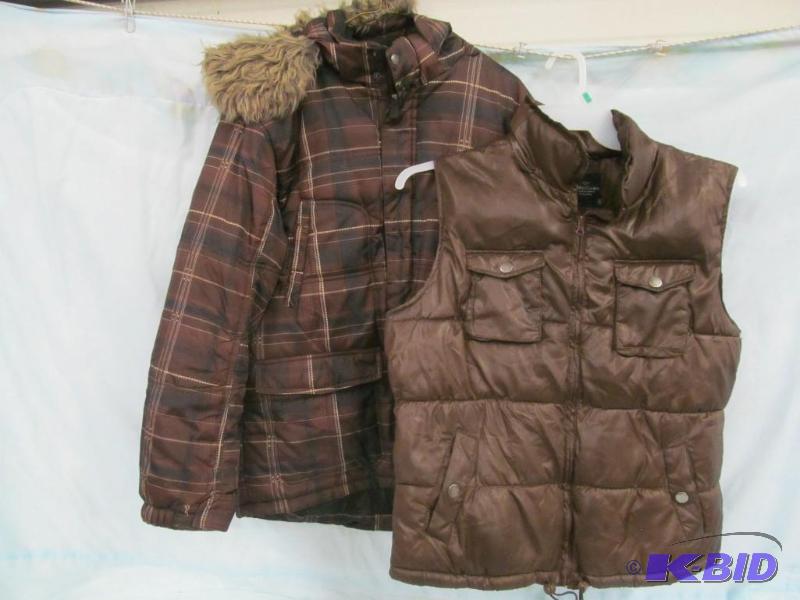 lot 224 image: Jacket