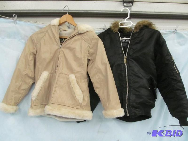 lot 225 image: Jacket