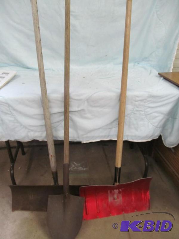 lot 230 image: Tool