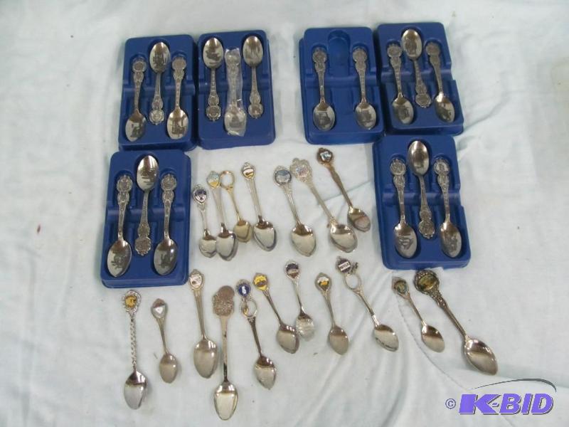 lot 52 image: Spoon