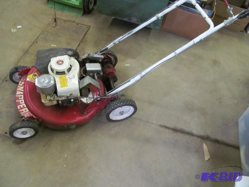 lot 64 image: Mower